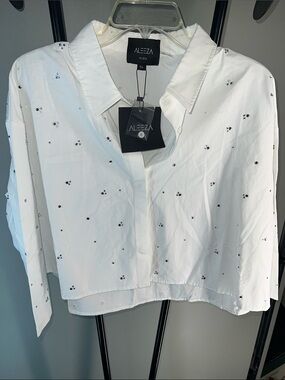 Aleeza Paris White Embellished Cropped Button-Front Blouse